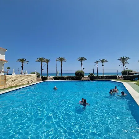 Seafront Muchavista Direct Access بيت للعطل